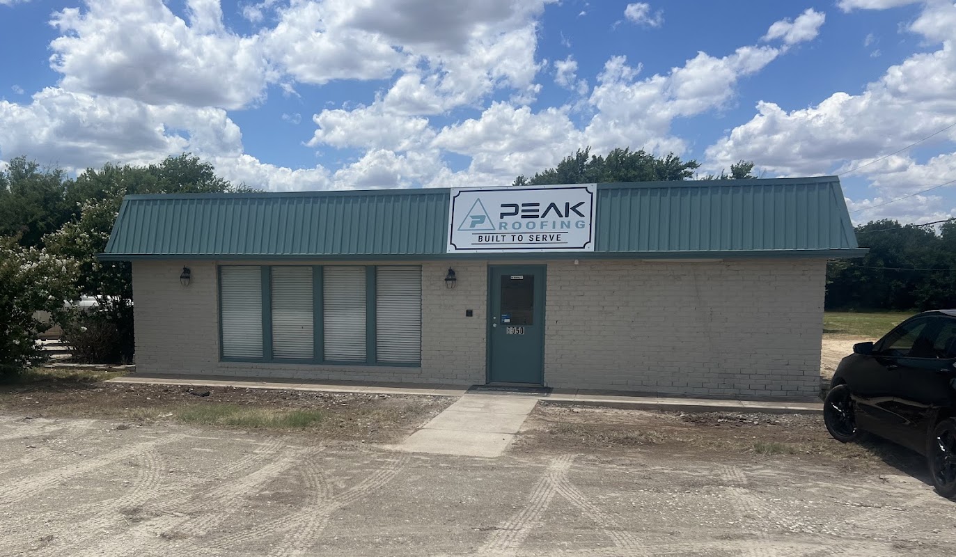 Peak Roofing logo
